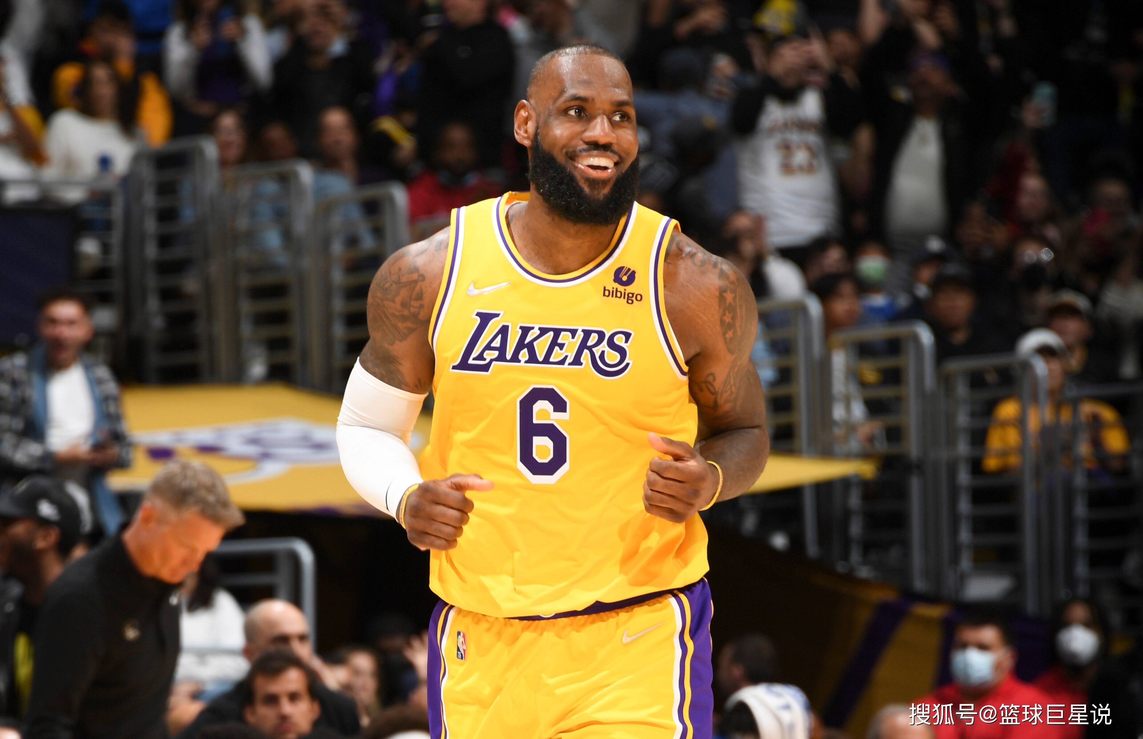 当一家豪门 当一家豪门